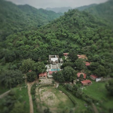 Aloof Jungle Lodge Ghānerao Екстериор снимка