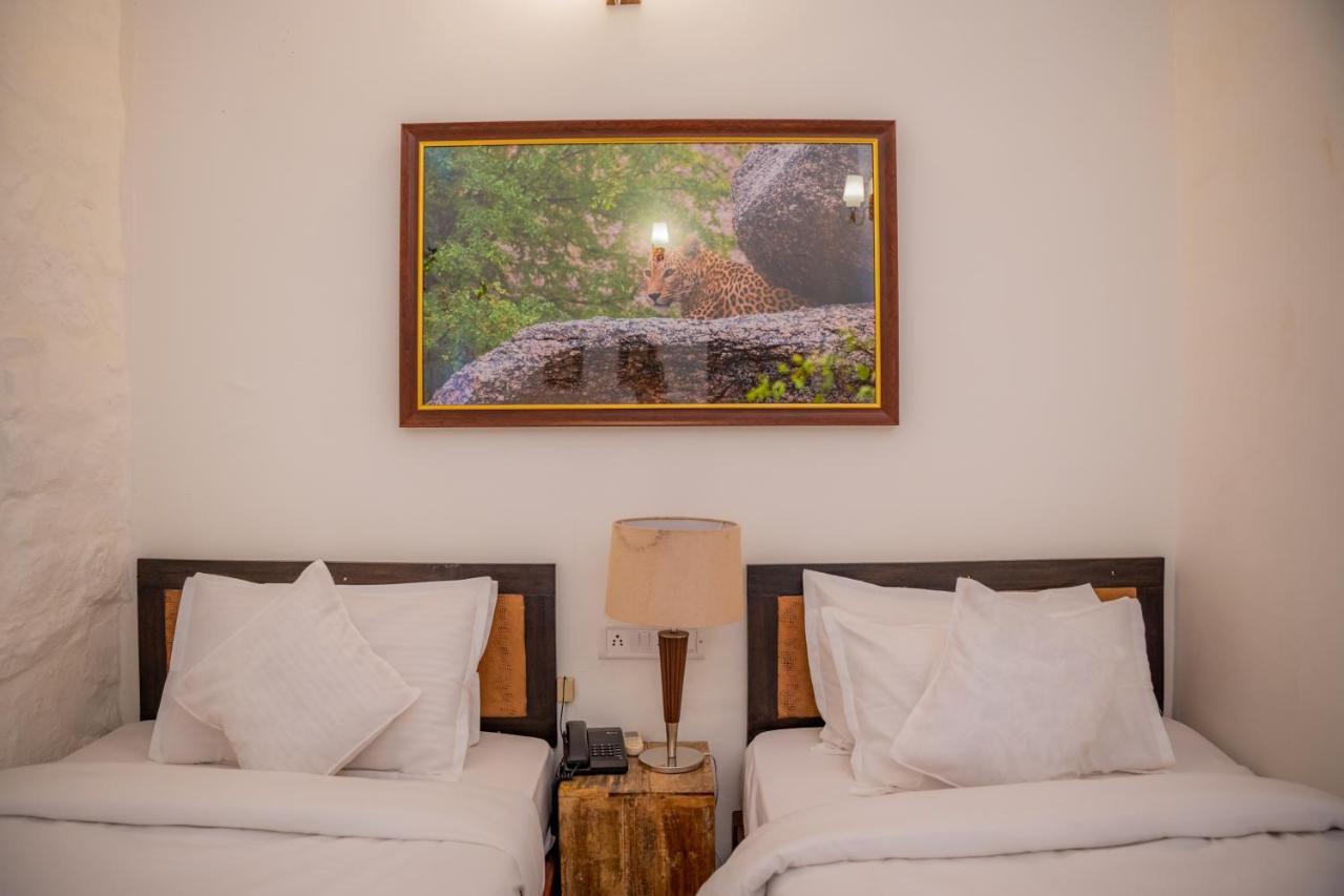 Aloof Jungle Lodge Ghānerao Екстериор снимка