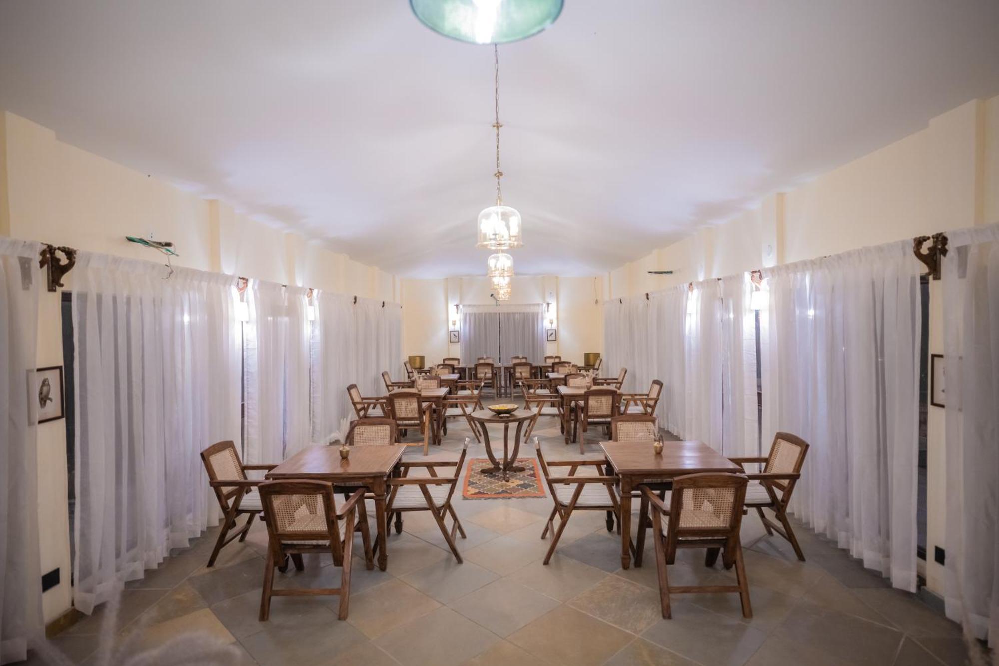 Aloof Jungle Lodge Ghānerao Екстериор снимка