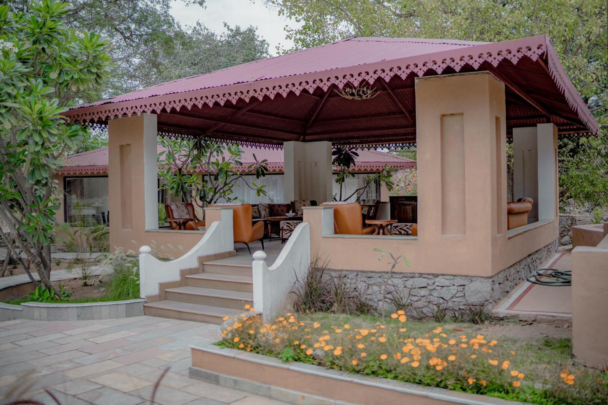 Aloof Jungle Lodge Ghānerao Екстериор снимка