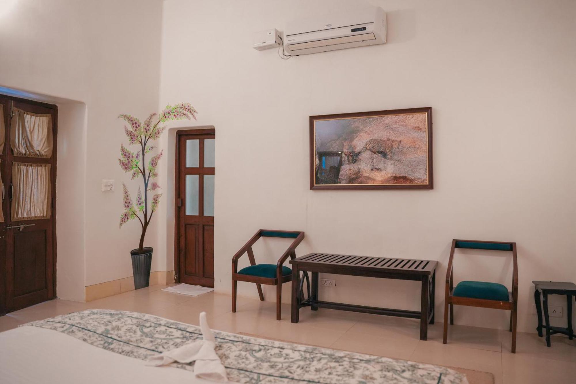 Aloof Jungle Lodge Ghānerao Екстериор снимка
